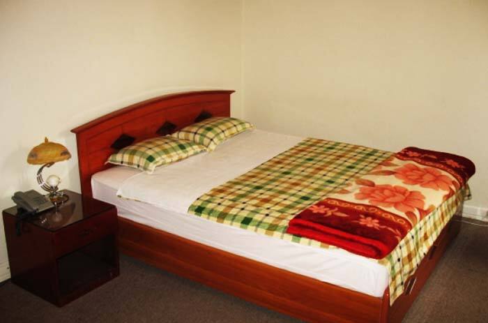 Adarsh Lodging Bording And Hotel, Mumbai 3